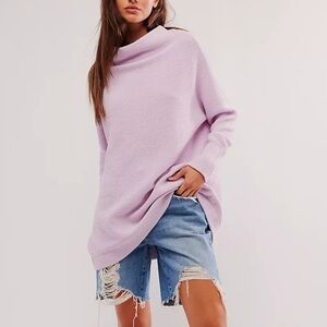 Free People Ottoman Slouchy Tunic Sweater in black XS